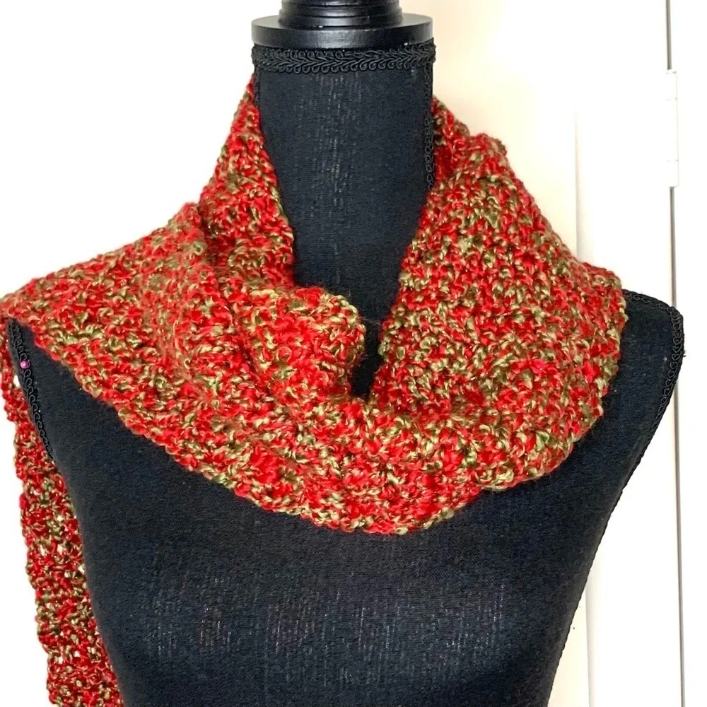 🔥 NWT Handmade Crochet Scarf Green Red Gold New